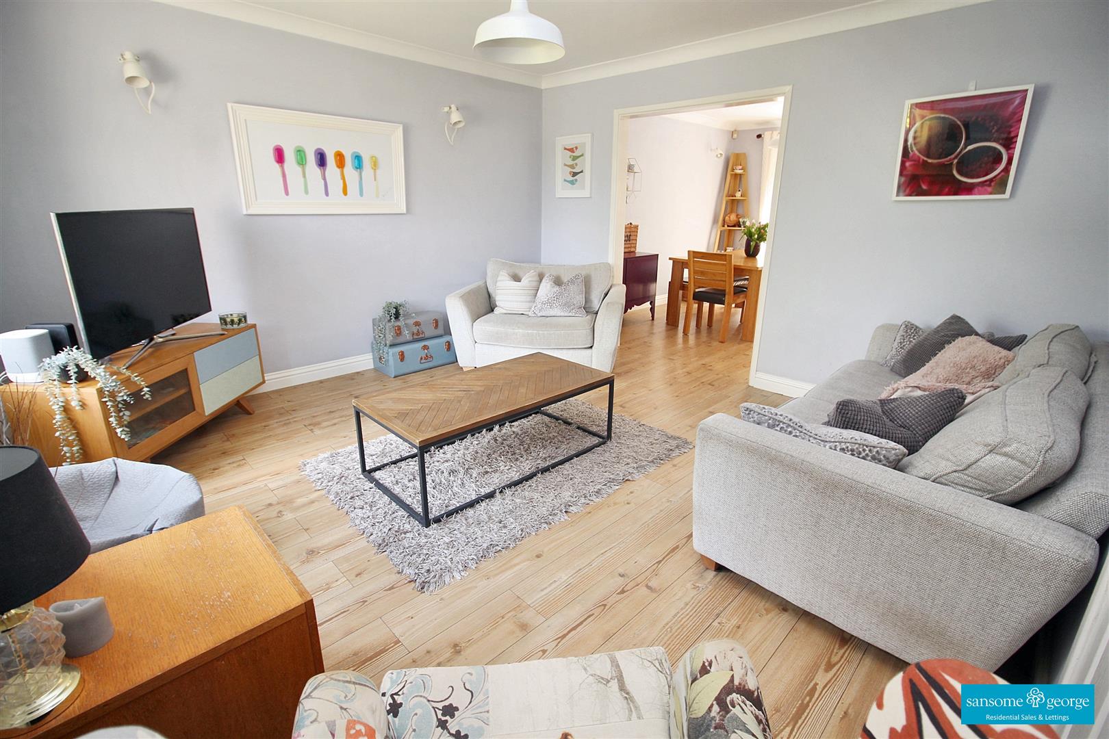 5 bed property in Skerritt Way, Reading